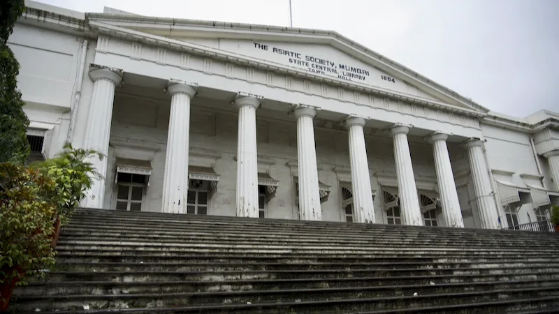 Town Hall, Horniman Circle